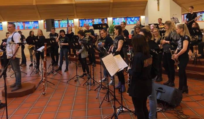 Brassrokk í Seljakirkju