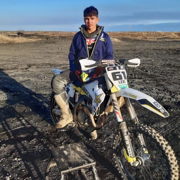 Motokross-Alexander-Adam-Kuc