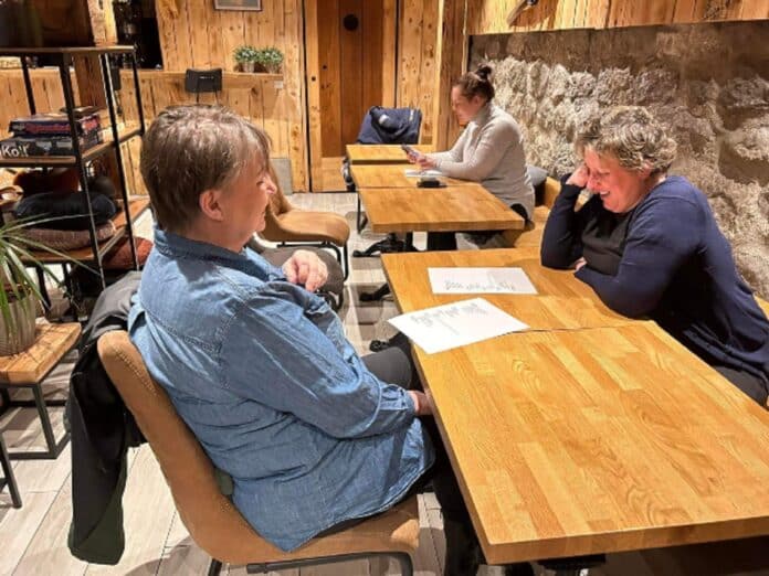 Spjallad vid innfaedda