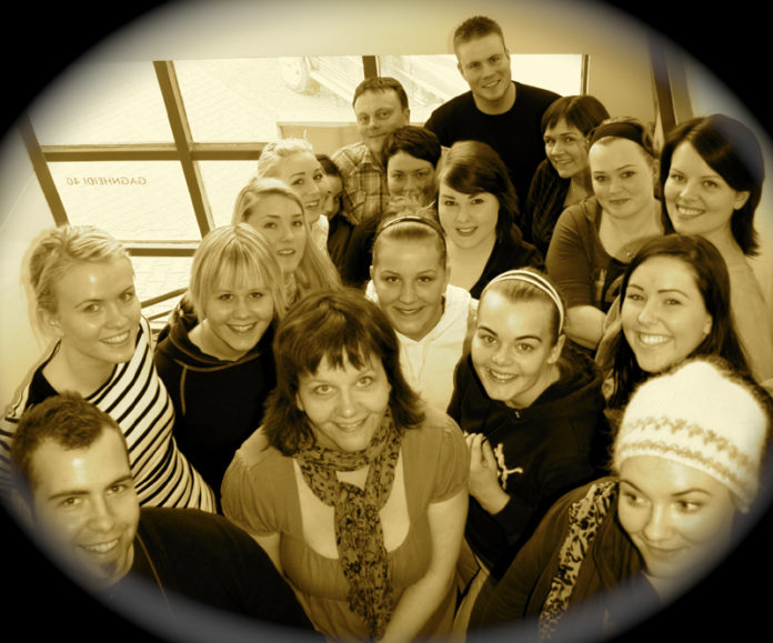 Songnemendur_Tonsmidju_vor_2010_450718182