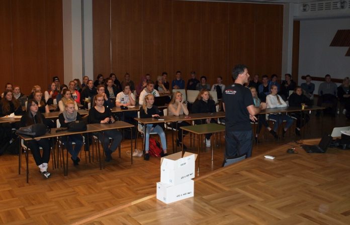 akademiur_FSU2013_161920279