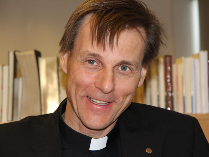 axel_arnason_kirkjan_951232770