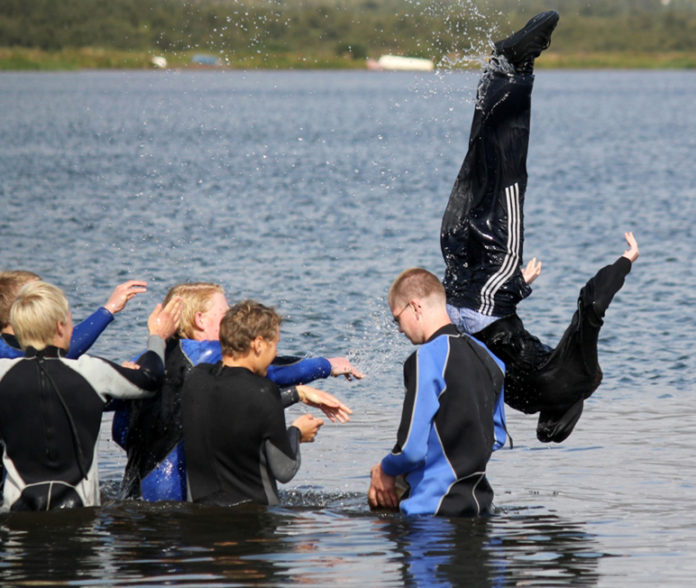 busavigsla_ML2010pms_734745440