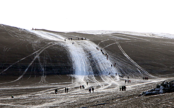 eldgos_gonguleid_fimmvo_270310gks_297054341