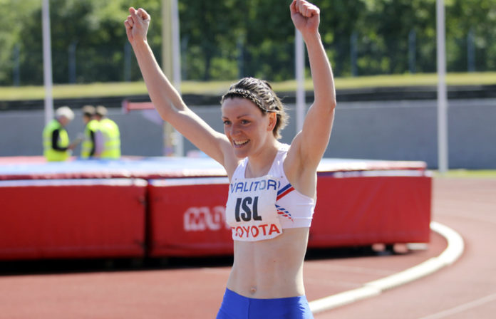 fjola_signyy190611gk_703107316