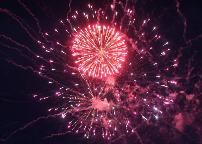 flugeldasyning311214gk_442750650