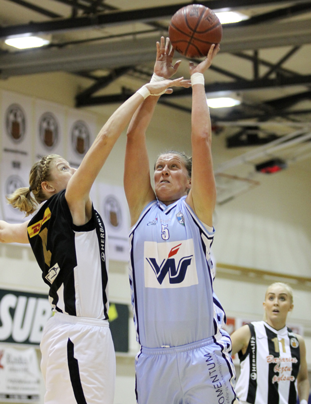 julia_demirer060410gk_398516091