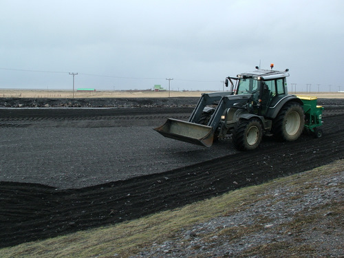 landgraedla_holtsos180411gk_973790444