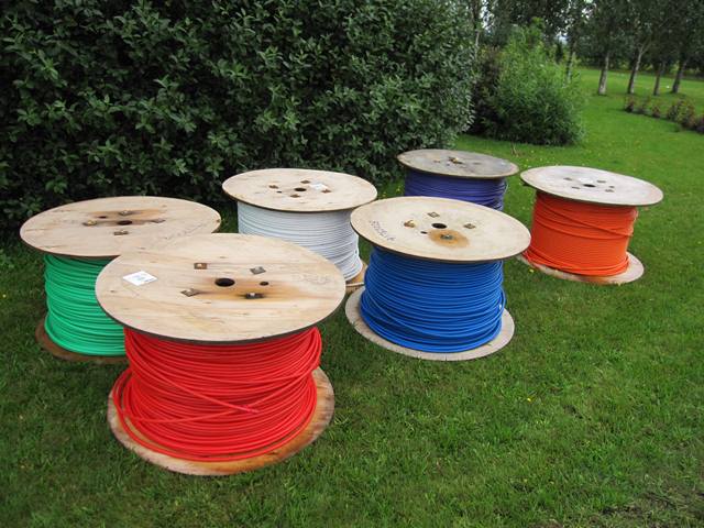 ljosleidari_793474139