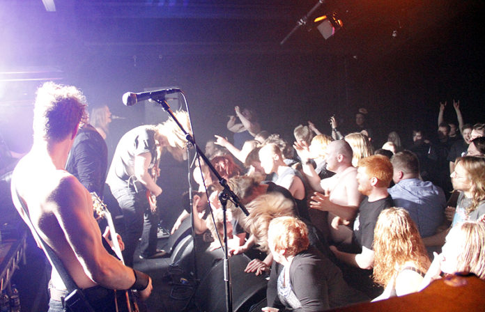 skalmold_hvita010313vev_583792014