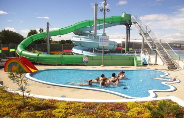 sundlaug_hellu_376049780