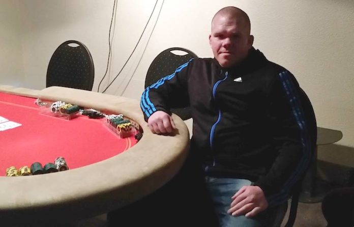 vidir_poker2014_52_770715426