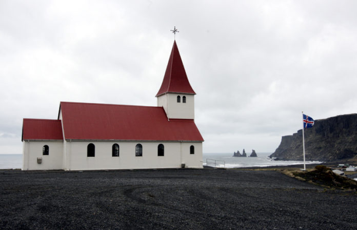 vikurkirkja_sh_355572242